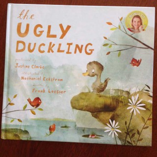The Ugly Duckling – Justine Clarke/Nathaniel Eckstrom/Frank Loesser (book review)